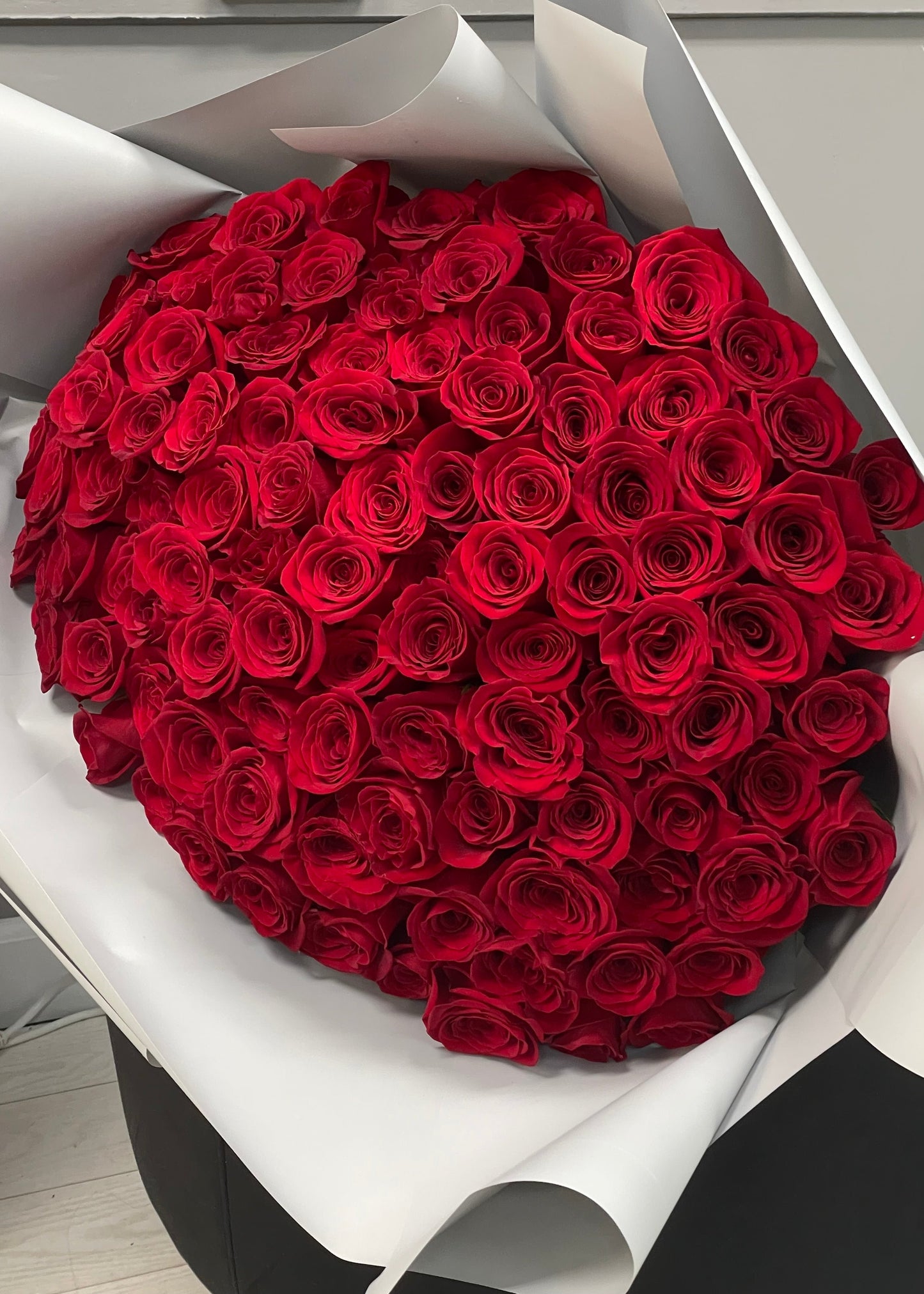 100 Red Long Stem Roses